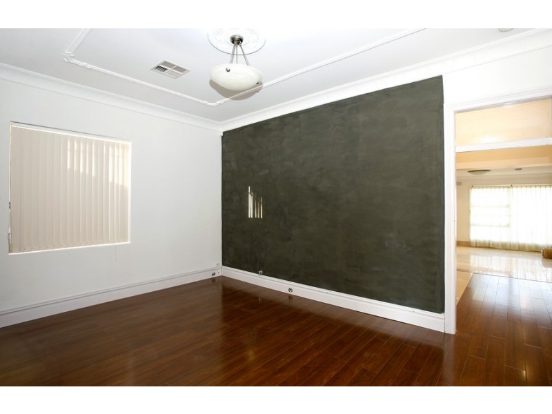 27 Samuel Terry Avenue, Kensington NSW 2033