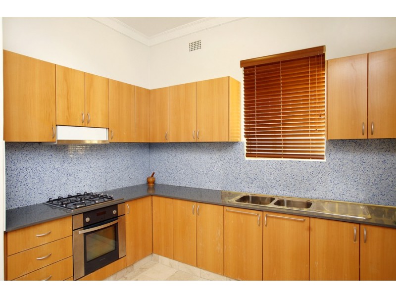 27 Samuel Terry Avenue, Kensington NSW 2033