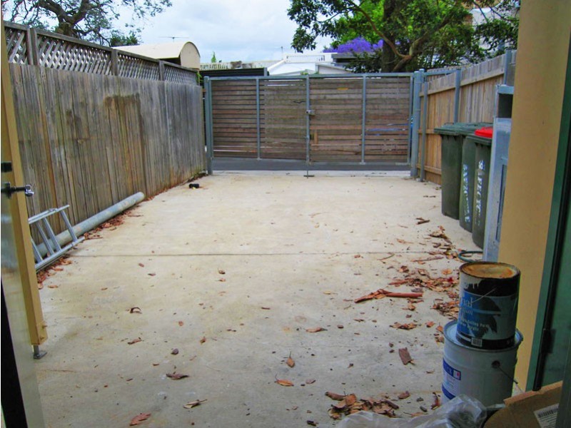 2/102 Old South Head Road, Bondi Junction NSW 2022