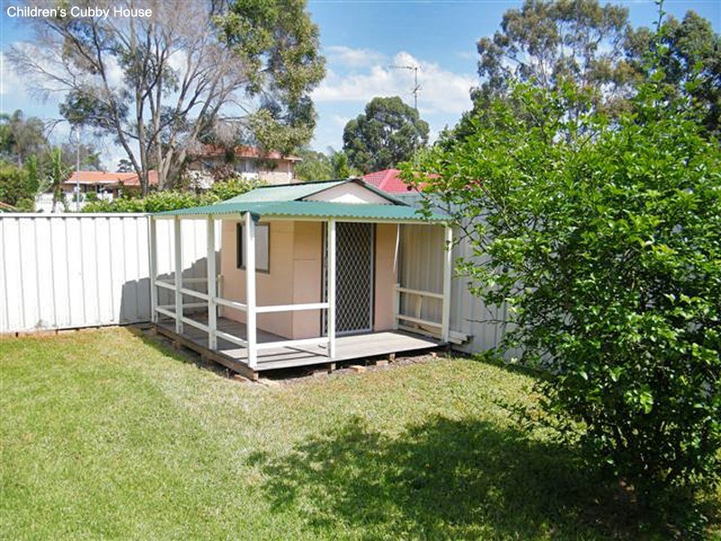 15 Barnier Drive, Quakers Hill NSW 2763