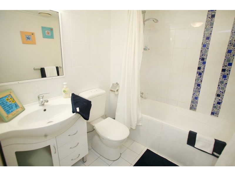 14/121-125 Pierson Lane, Canterbury NSW 2193