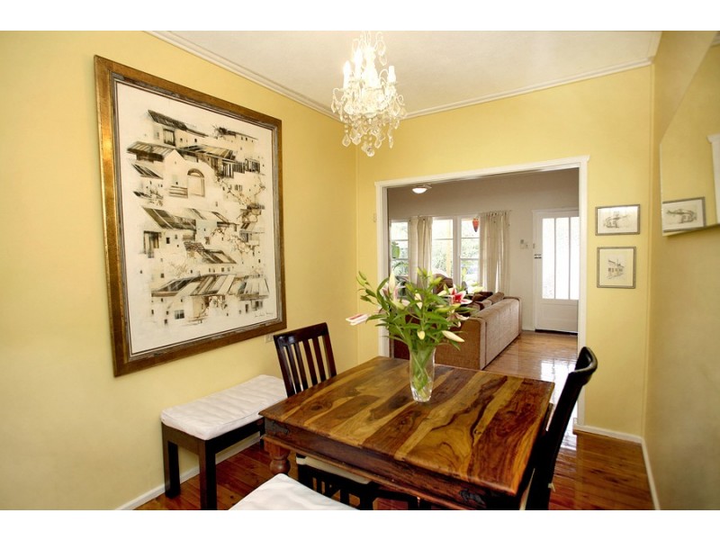 6 Taronga Street, Como NSW 2226