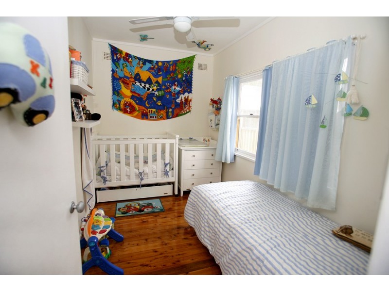 6 Taronga Street, Como NSW 2226