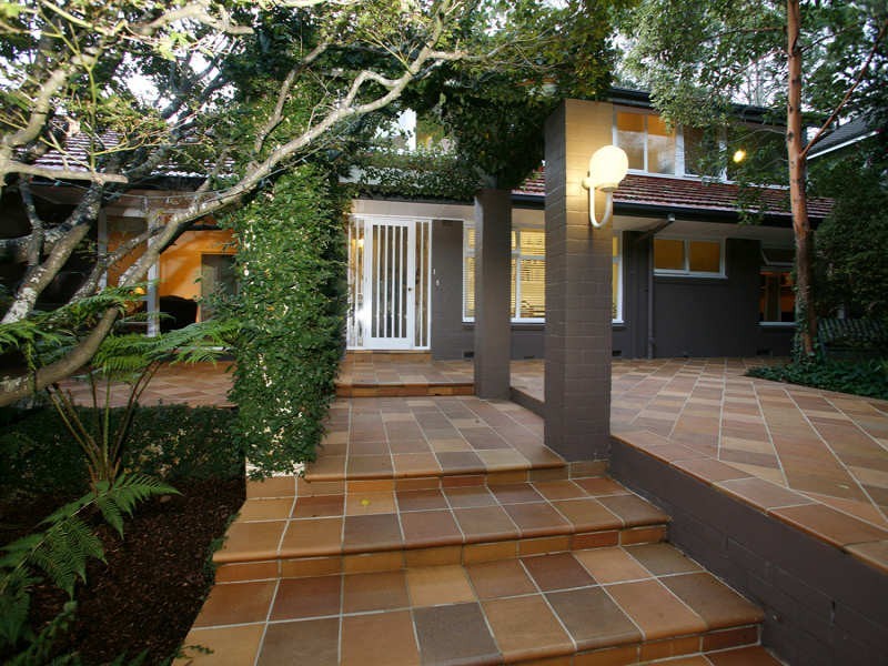 10 Koora Avenue, Wahroonga NSW 2076