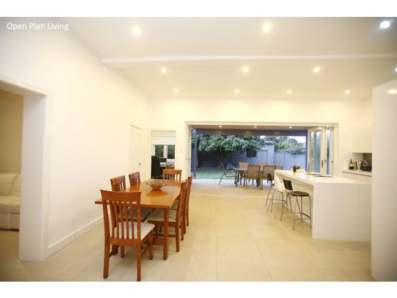 13 Dalmeny Avenue, Rosebery NSW 2018