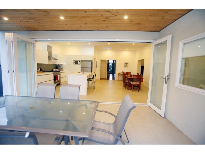 13 Dalmeny Avenue, Rosebery NSW 2018