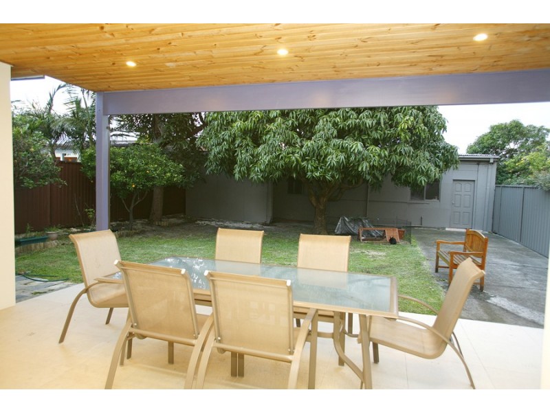 13 Dalmeny Avenue, Rosebery NSW 2018