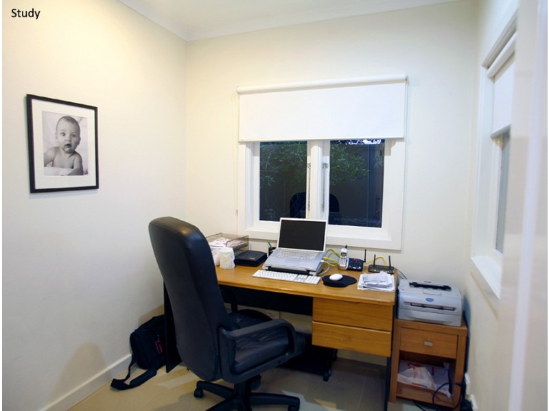 13 Dalmeny Avenue, Rosebery NSW 2018