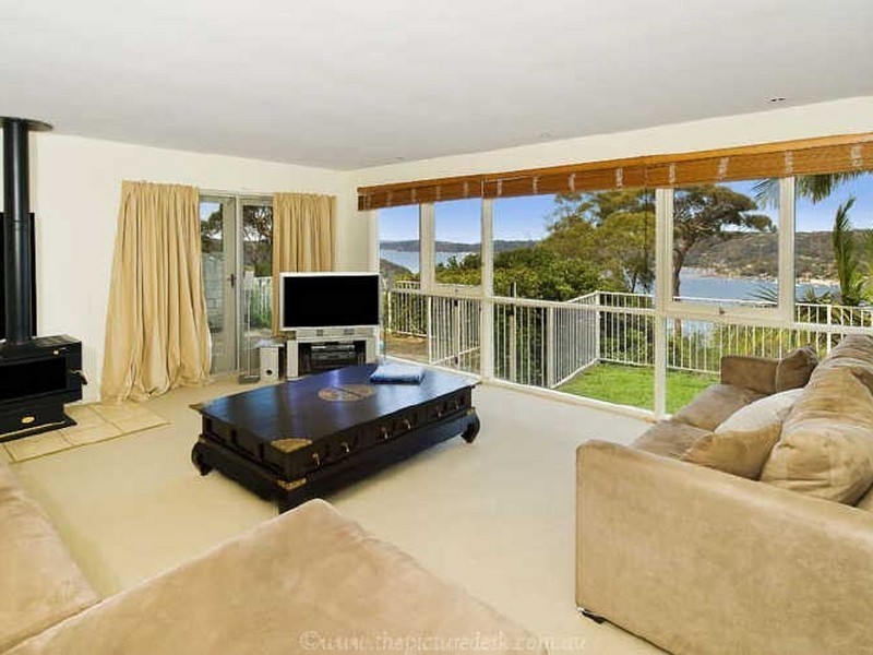42 Minkara Road, Bayview NSW 2104
