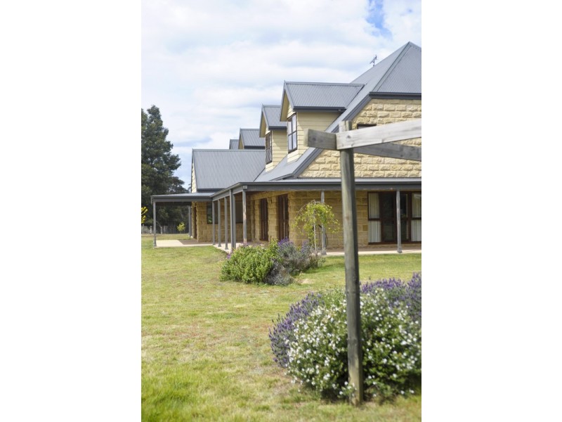 35 Hawkshill Road, Canyonleigh NSW 2577
