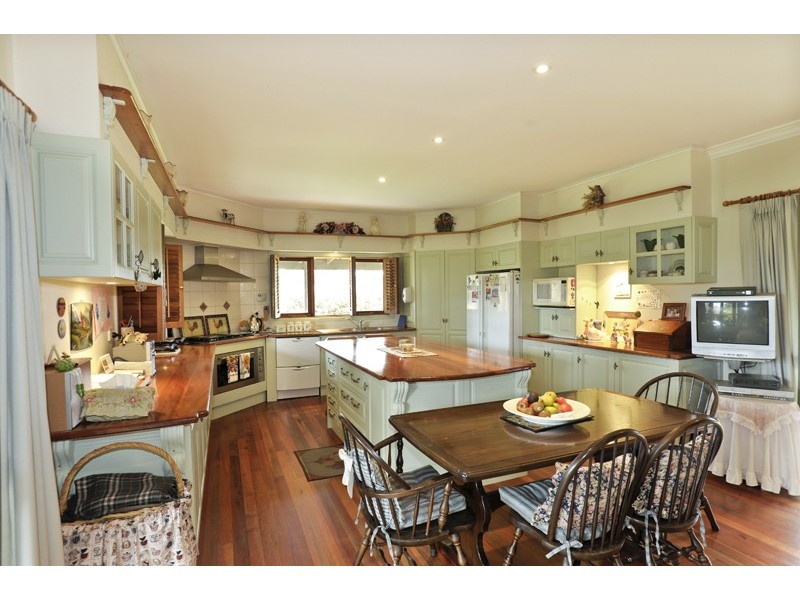 35 Hawkshill Road, Canyonleigh NSW 2577