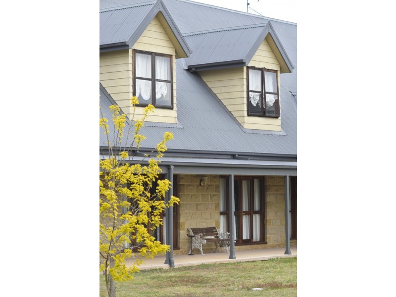 35 Hawkshill Road, Canyonleigh NSW 2577