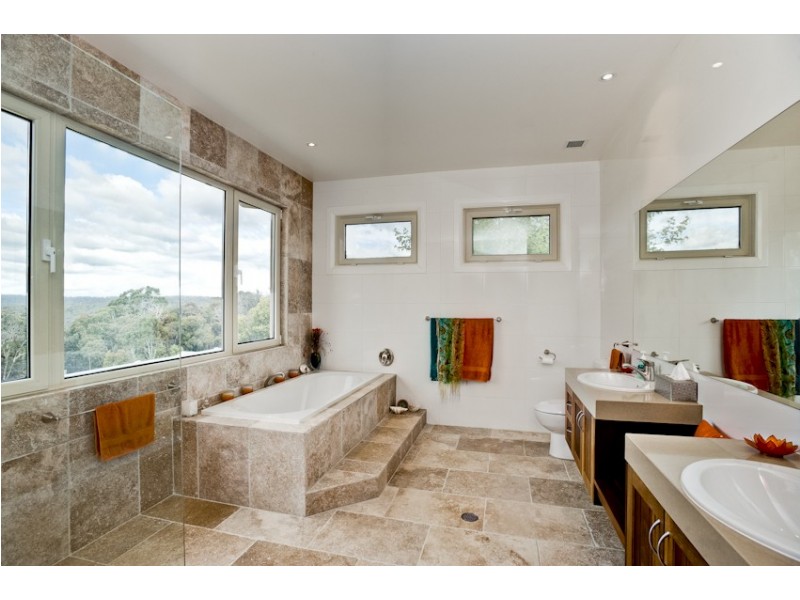 250 Tugalong Road, Canyonleigh NSW 2577