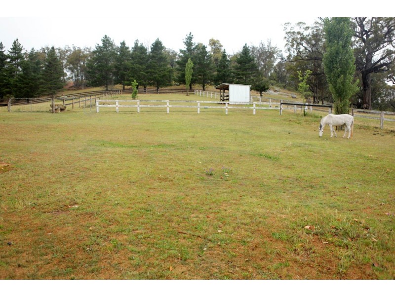 300 Hawkshill Road, Canyonleigh NSW 2577