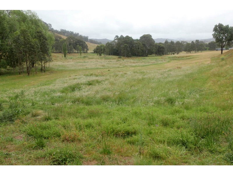 300 Hawkshill Road, Canyonleigh NSW 2577