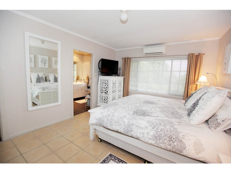 300 Hawkshill Road, Canyonleigh NSW 2577