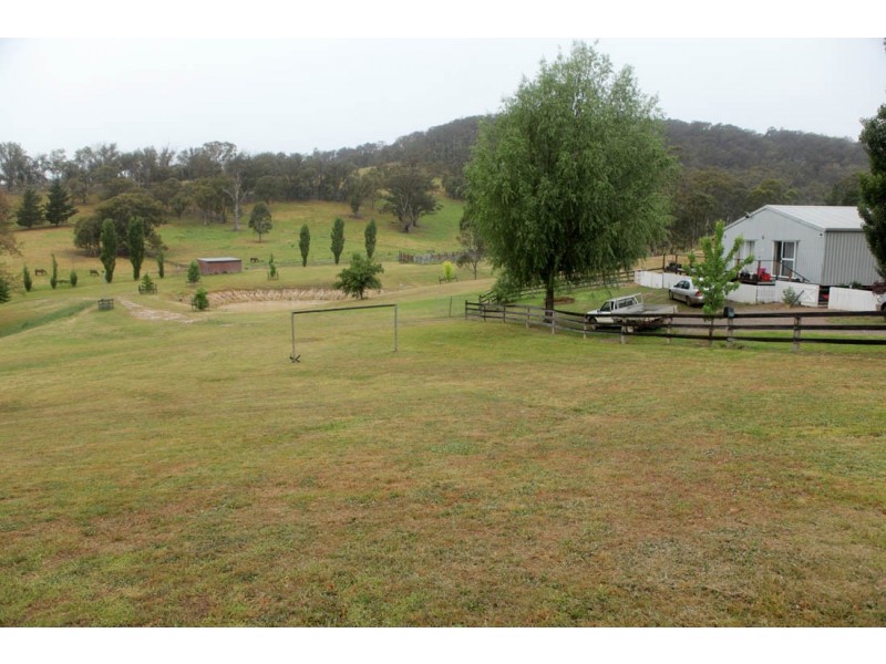 300 Hawkshill Road, Canyonleigh NSW 2577