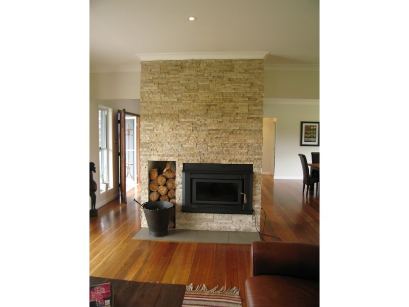 51 Old Coowong Rd, Canyonleigh NSW 2577