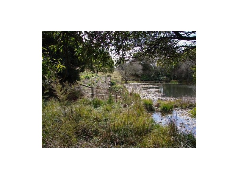 16 – 18 Lemmons Rd, Robertson NSW 2577