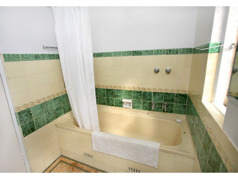1/125a Old South Head Road, Bondi Junction NSW 2022