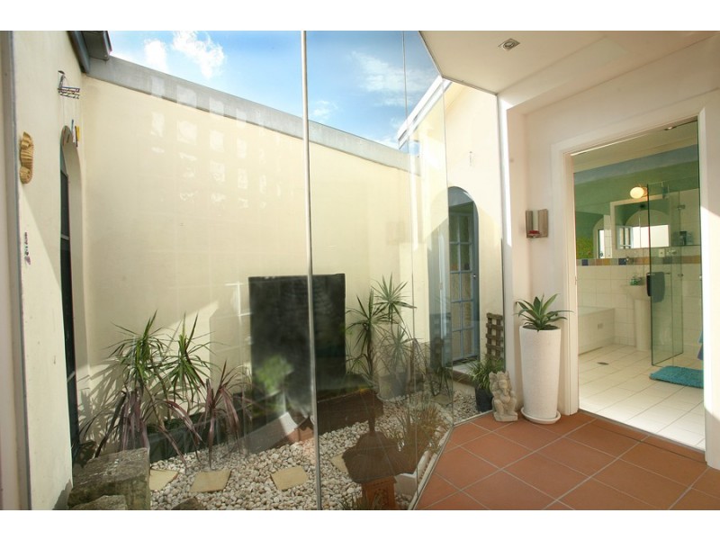 36 Commodore Street, Newtown NSW 2042