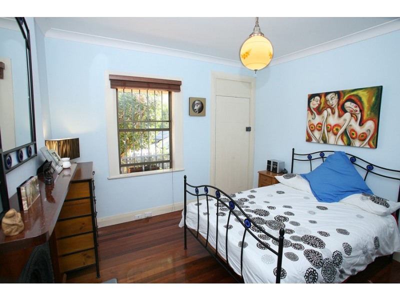 36 Commodore Street, Newtown NSW 2042