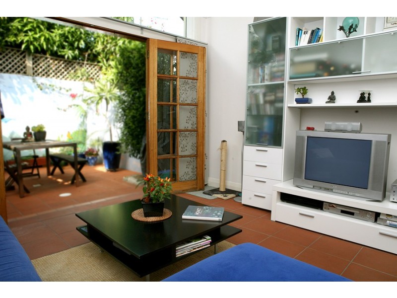 36 Commodore Street, Newtown NSW 2042