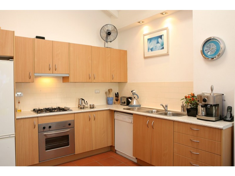 36 Commodore Street, Newtown NSW 2042