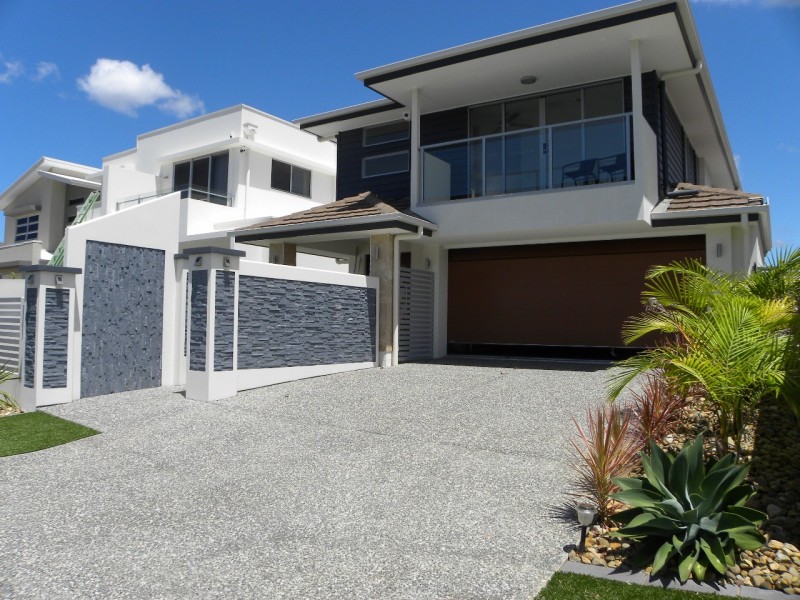 13 Harbourvue, Helensvale QLD 4212