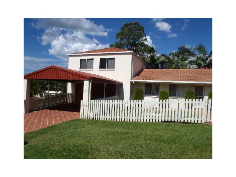 15 Eingana Street, Hope Island QLD 4212