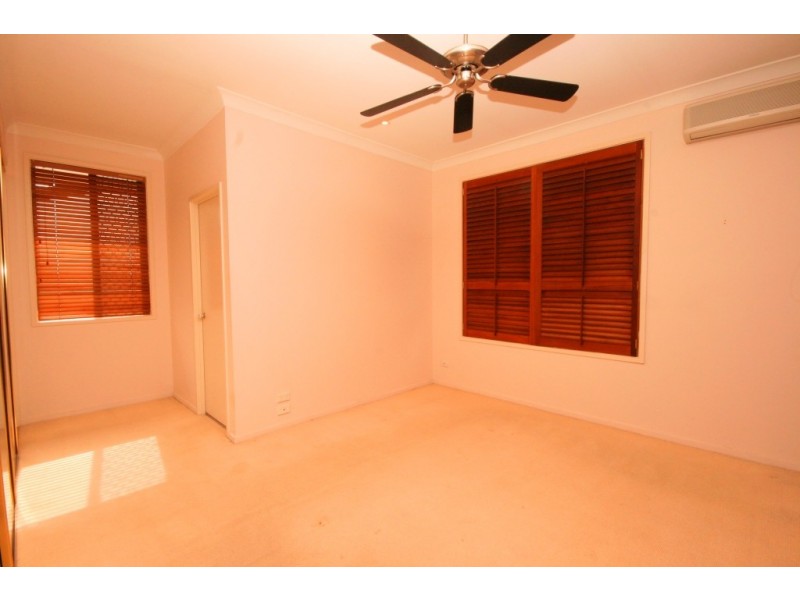 Broadbeach Waters QLD 4218