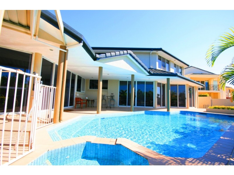 Broadbeach Waters QLD 4218