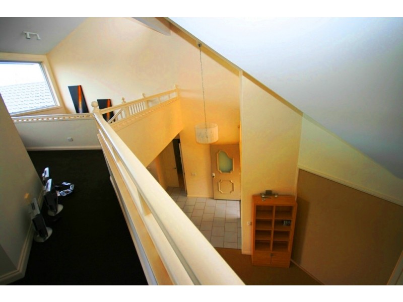 Broadbeach Waters QLD 4218