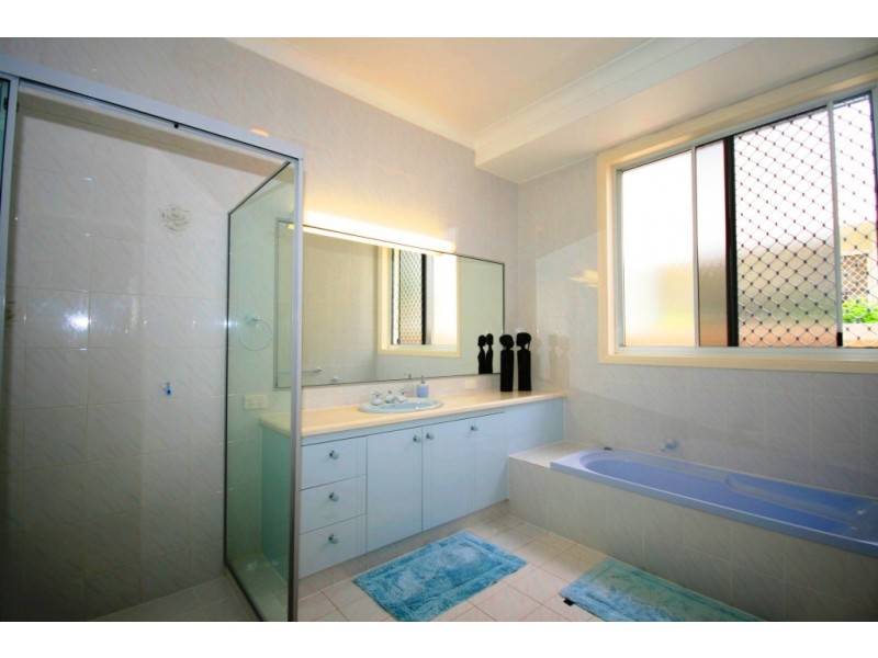 Broadbeach Waters QLD 4218