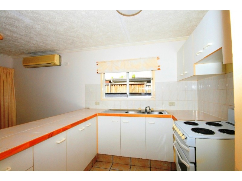 Broadbeach Waters QLD 4218