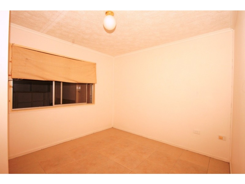 Broadbeach Waters QLD 4218