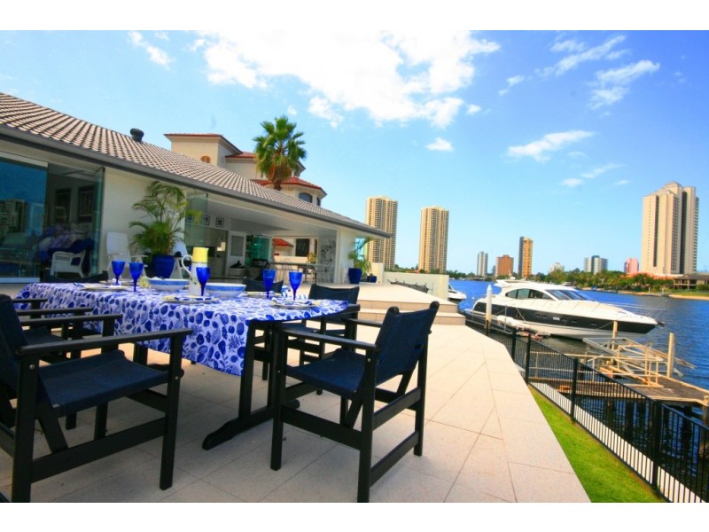 Paradise Waters QLD 4217