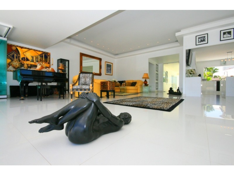 Paradise Waters QLD 4217