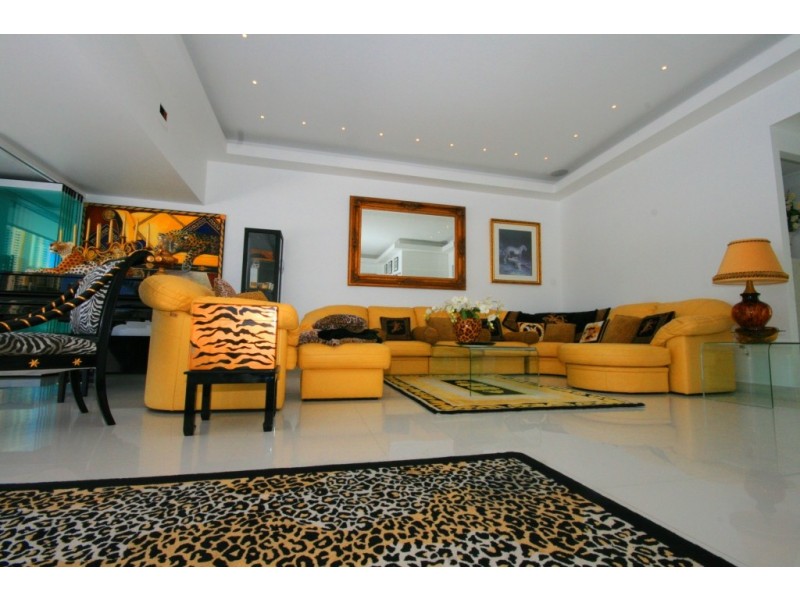 Paradise Waters QLD 4217