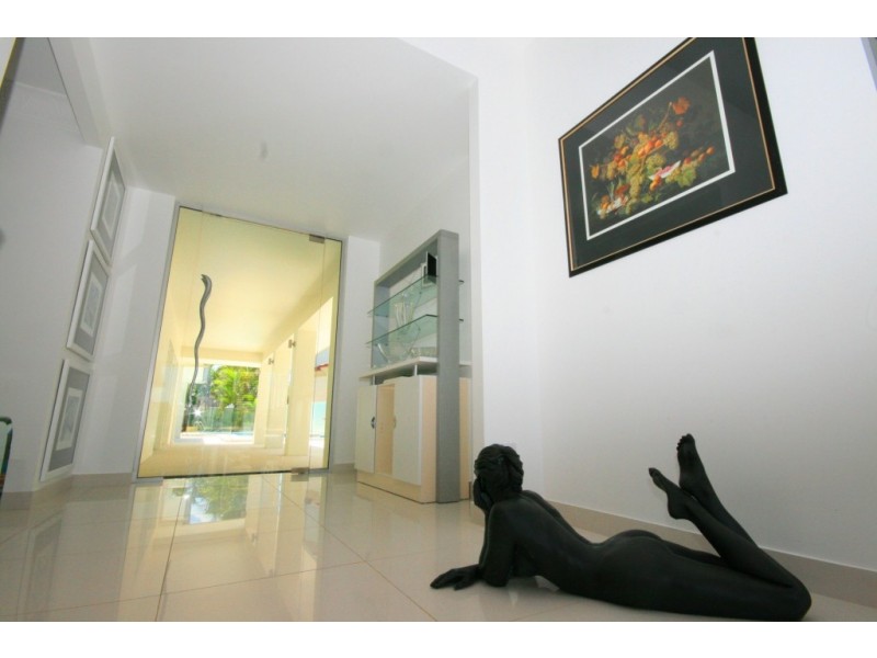 Paradise Waters QLD 4217