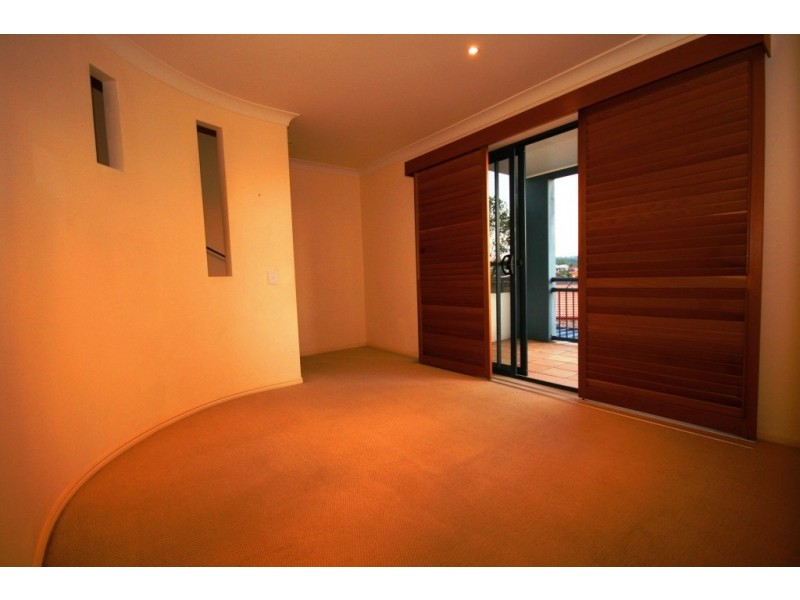 Varsity Lakes QLD 4227