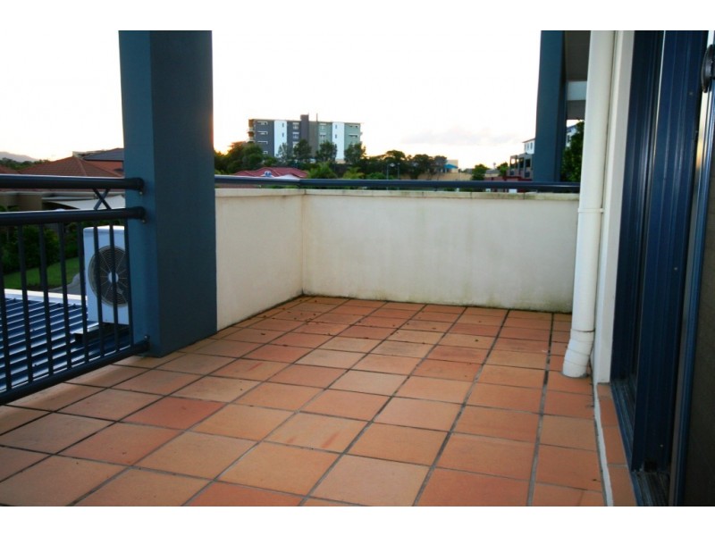 Varsity Lakes QLD 4227