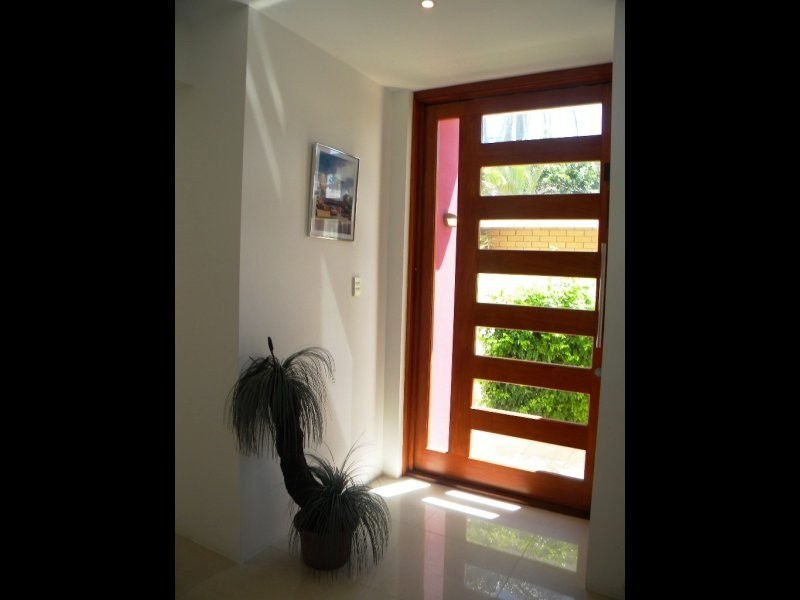 Mermaid Beach QLD 4218