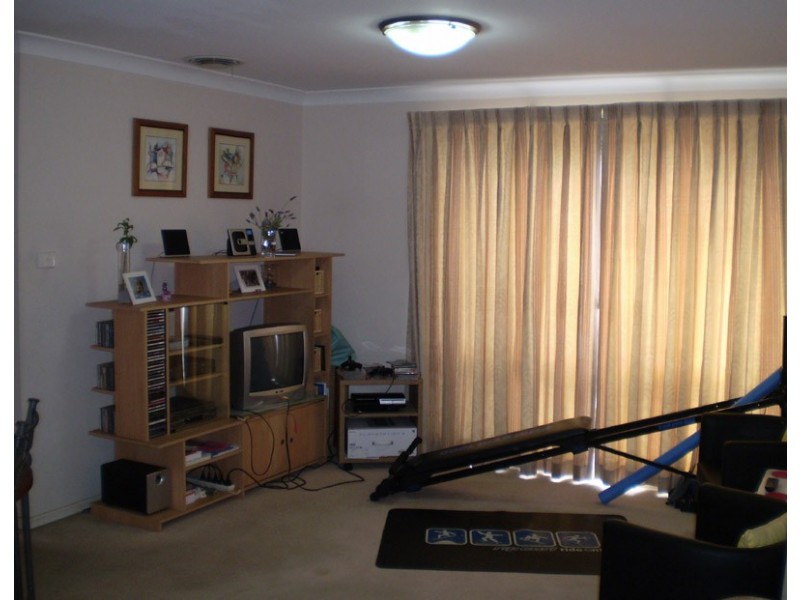 39 WINDAMERE AVE, Woodcroft NSW 2767