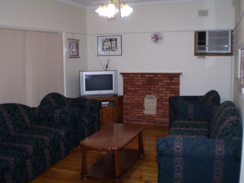 15 Malcolm Street, Blacktown NSW 2148