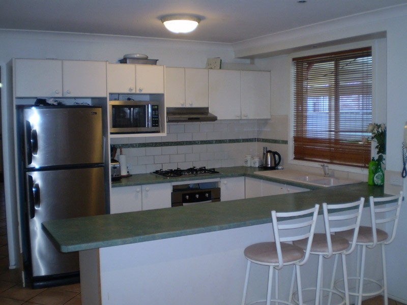 8 Mari Close, Glenmore Park NSW 2745