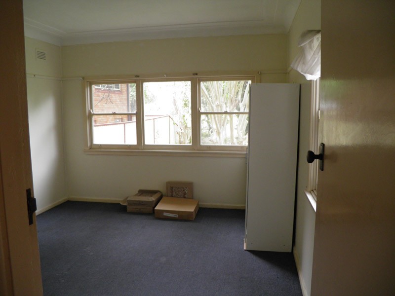 5 Bernard Street, Westmead NSW 2145