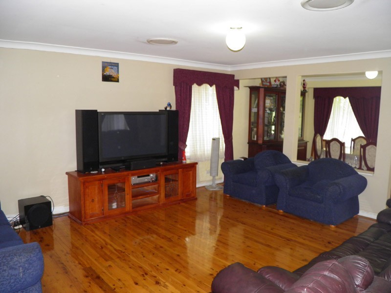 52 Carver Cres, Baulkham Hills NSW 2153