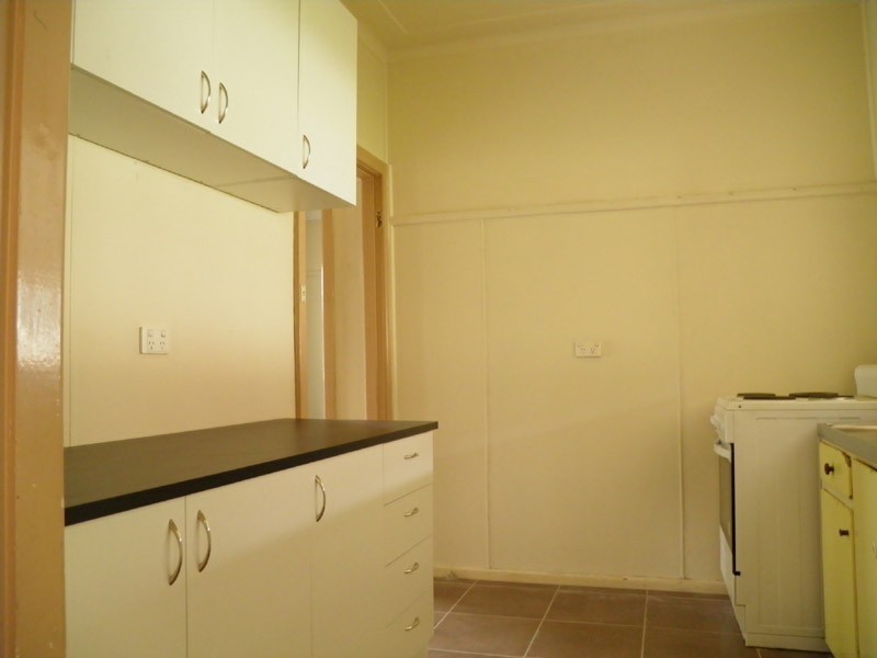 5 Bernard St, Westmead NSW 2145