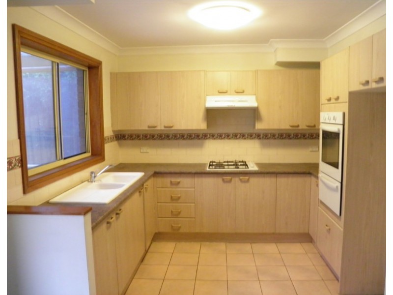 2/65 Valerie Ave, Baulkham Hills NSW 2153